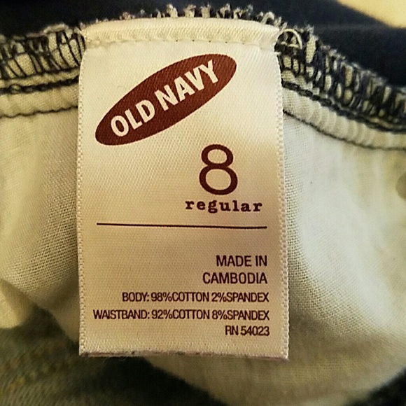 Old Navy Full Panel Flare Maternity jeans - Picture 7 of 7